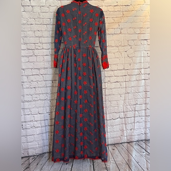 1970’s VINTAGE MAXI DRESS “REBECCA” by NEUSTETERS. - Picture 2 of 4